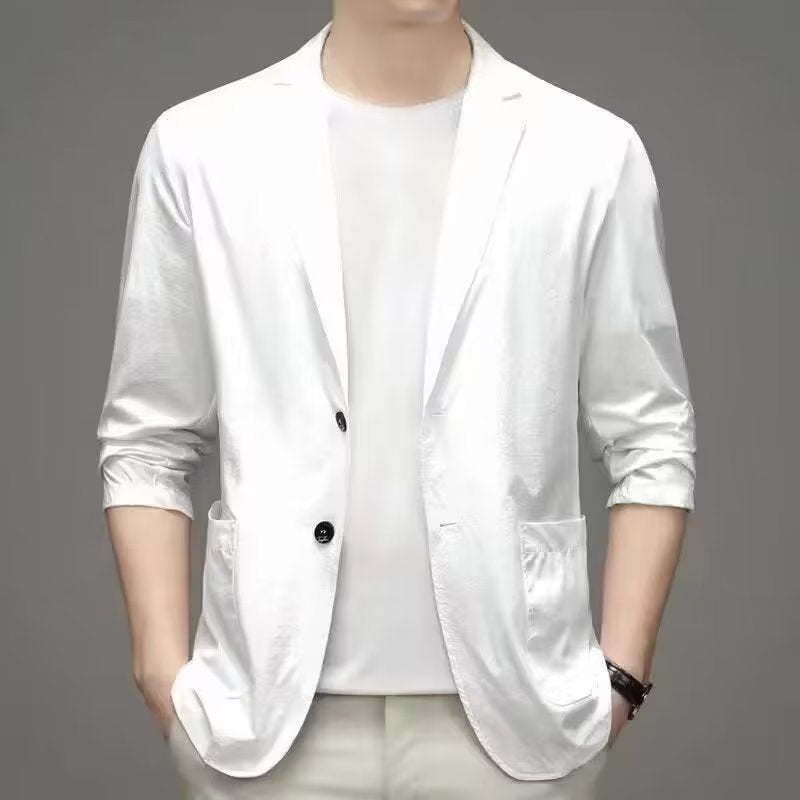 Light mature casual suit for men